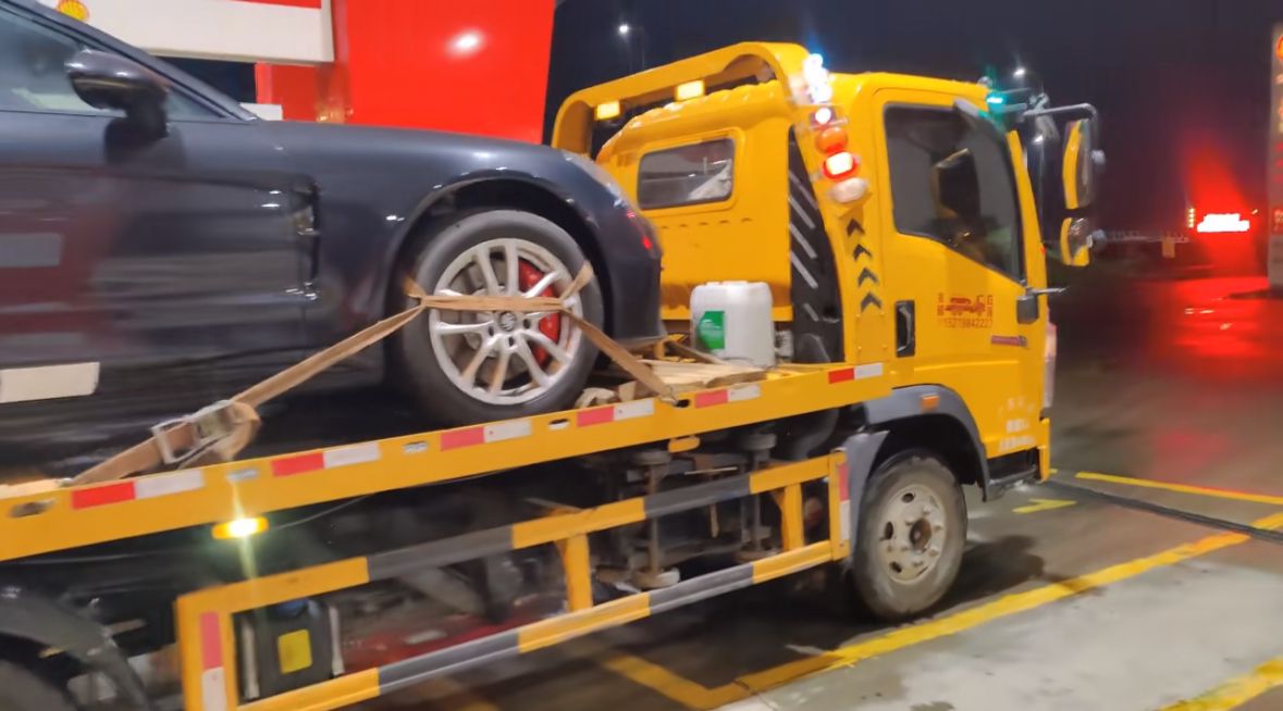 毕节行车途中遇到突发状况该如何呼叫道路救援？